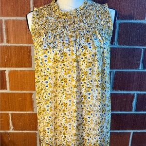 Rachel Roy Gold Ruffled Sleeveless Top Size Medium